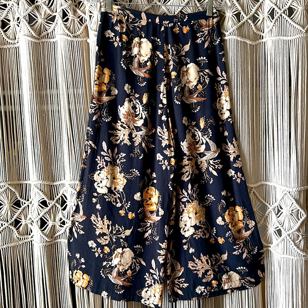EUC Spell Rosa Crop Pants size medium - Picture 10 of 11